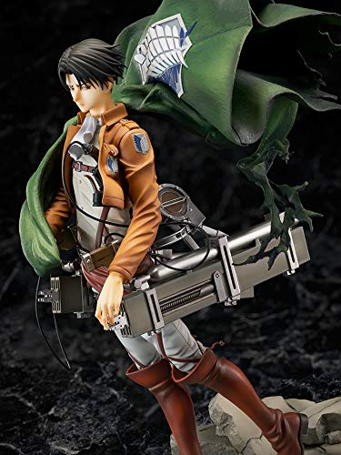 Hobbymax Attack On Titan Levi 1:7 Pvc & Abs Figure Japan