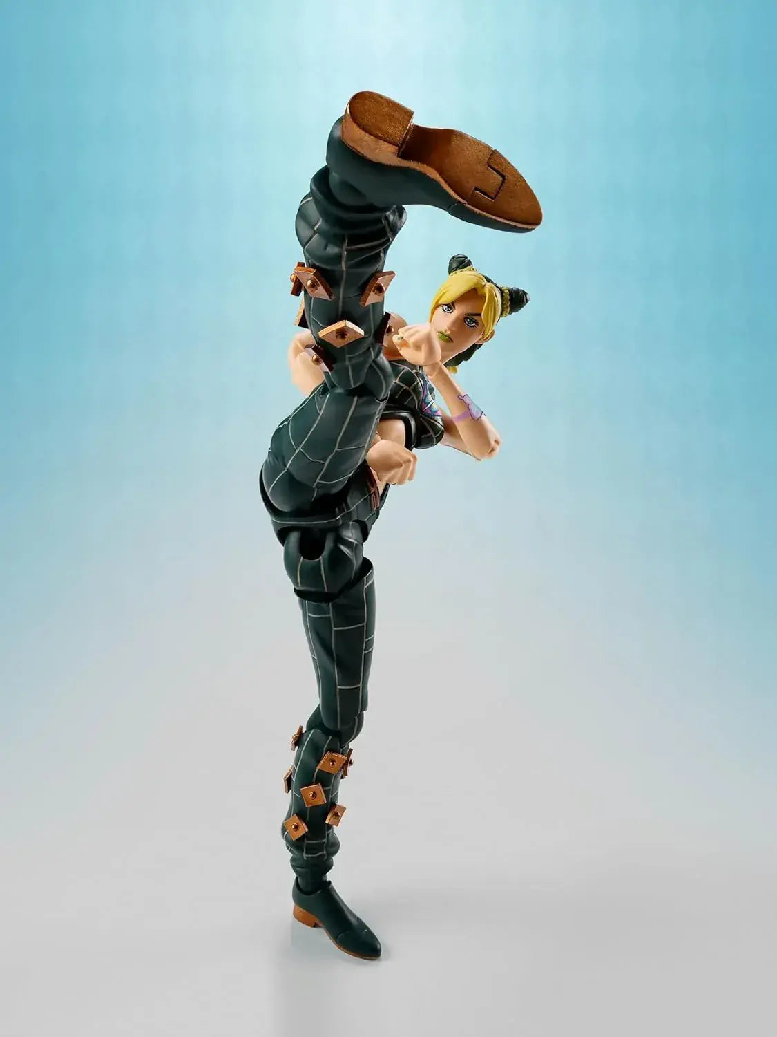 Tamashii Nations S.H. Figuarts Jotaro Kujo Collectible Figure